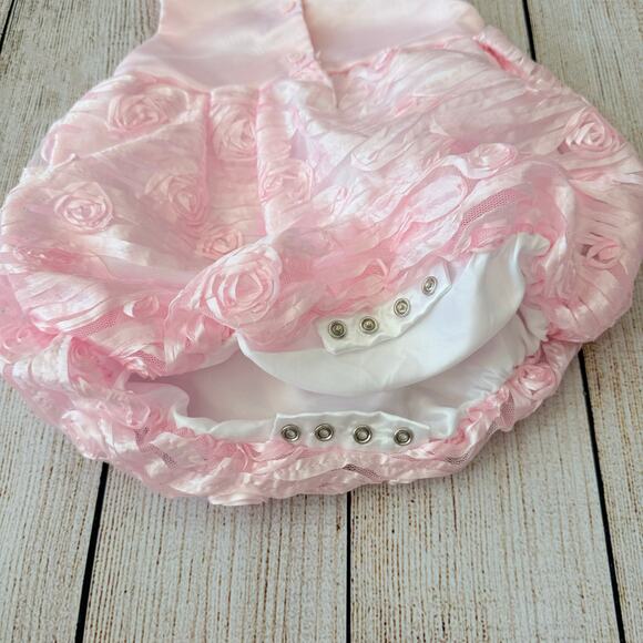 Girls 6-9 months -Formal Floral Dress/Romper - Picture 3 of 4